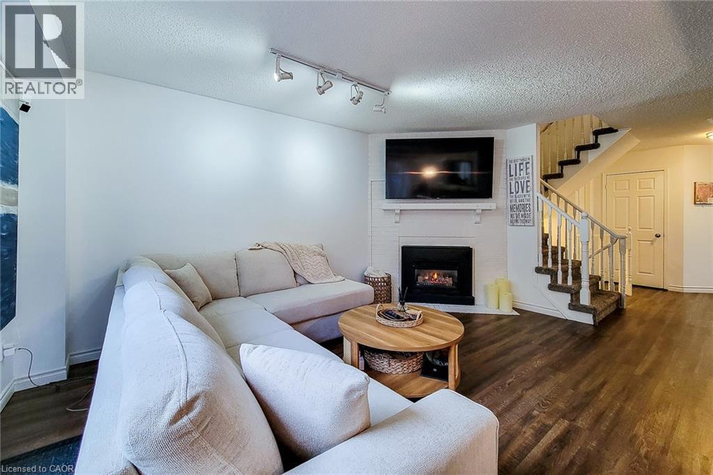 7 Davidson Boulevard Unit# 14, Dundas, Ontario  L9H 6Y7 - Photo 9 - 40828479