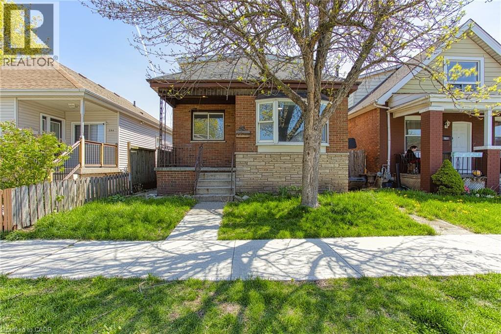 292 Fairfield Avenue, Hamilton, Ontario  L8H 5H6 - Photo 2 - 40828180