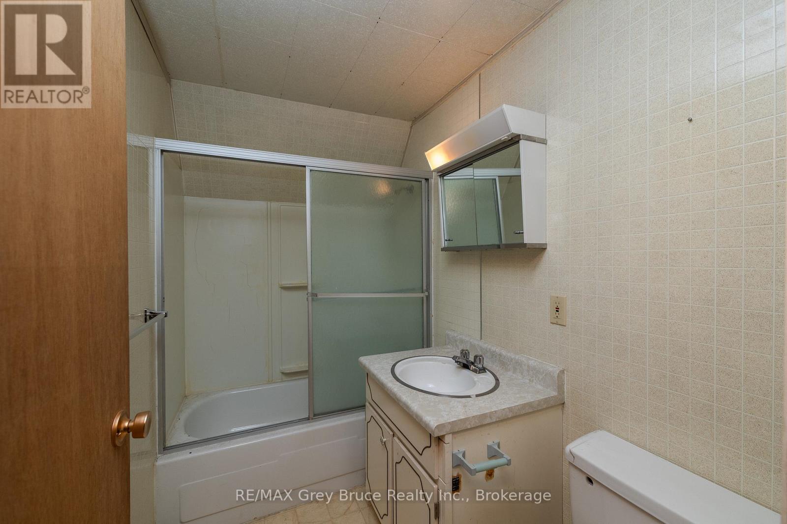 1178 4th Avenue W, Owen Sound, Ontario  N4K 4W5 - Photo 32 - X13115918
