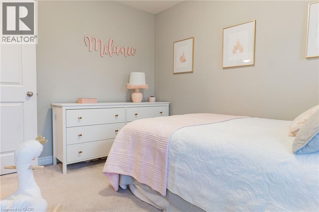 4 Garlent Avenue, Ancaster, Ontario  L9G 3K9 - Photo 4 - 40829389