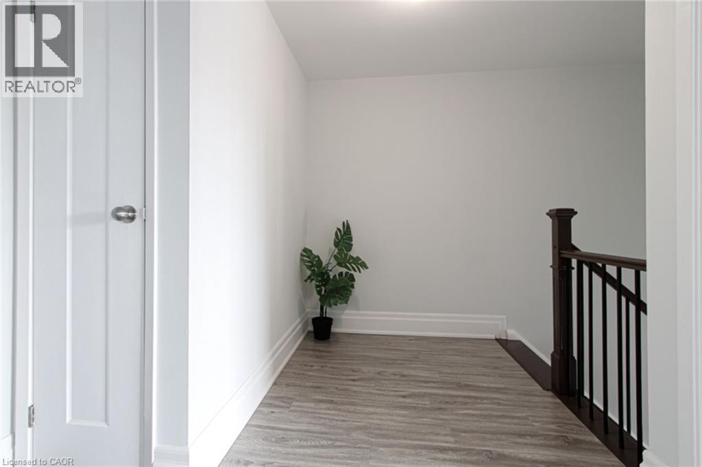 1532 Lancaster Drive Unit# 41, Oakville, Ontario  L6H 2Z3 - Photo 18 - 40829376