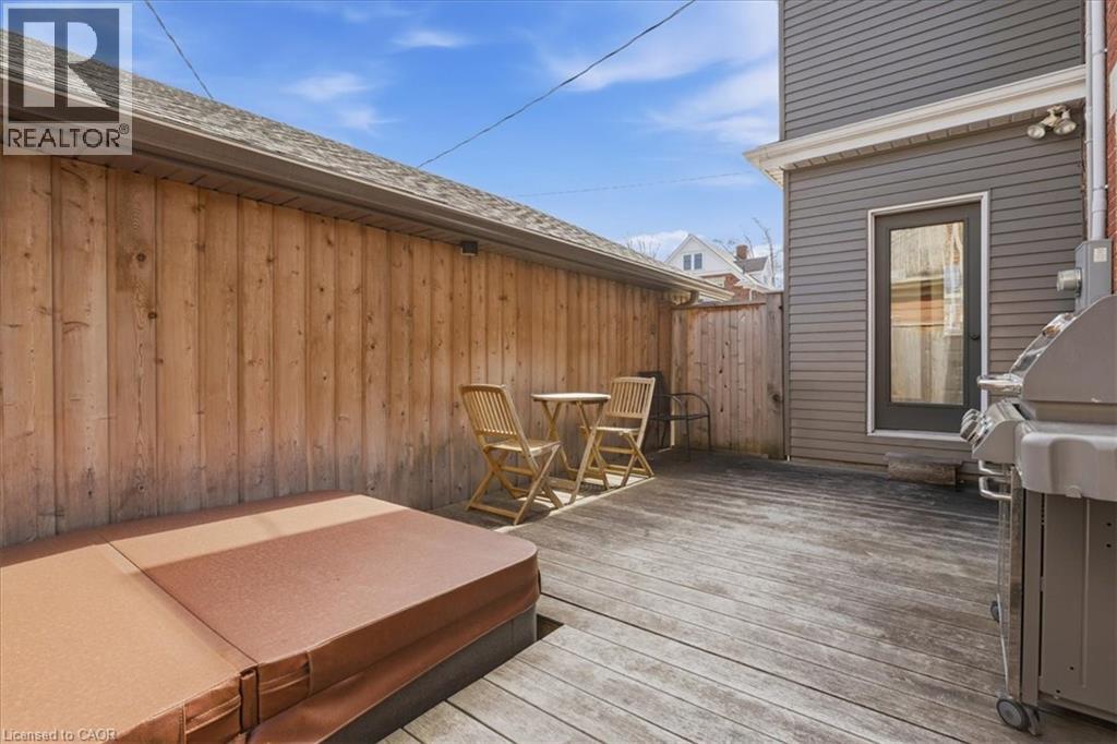 859 Queen's Boulevard, Kitchener, Ontario  N2M 1A6 - Photo 31 - 40829291