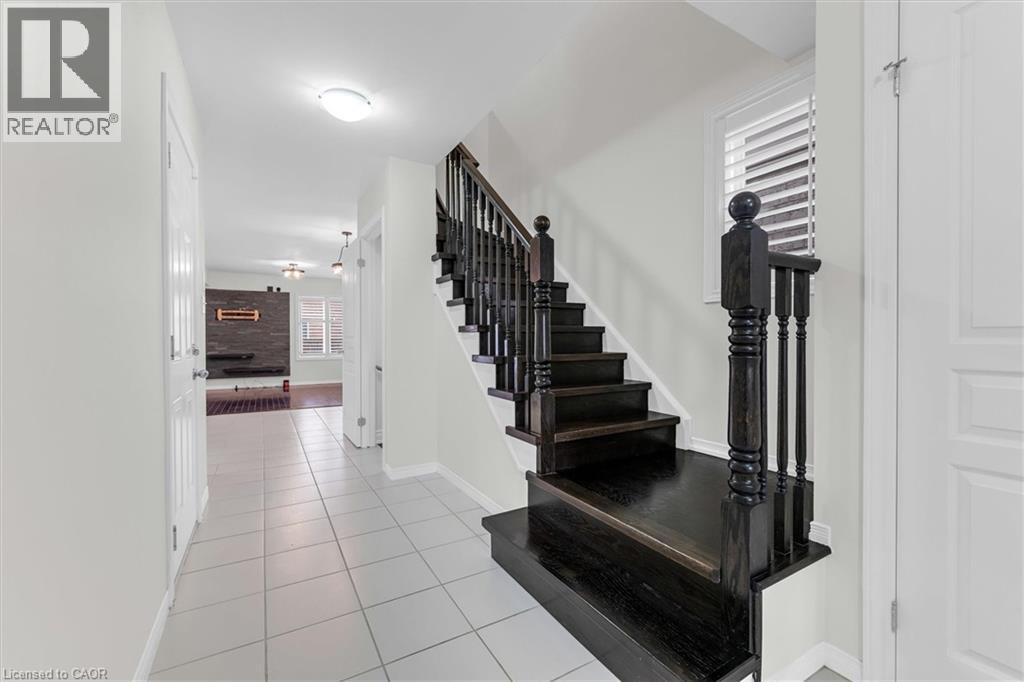 183 Penny Lane, Stoney Creek, Ontario  L8J 0E2 - Photo 3 - 40826988