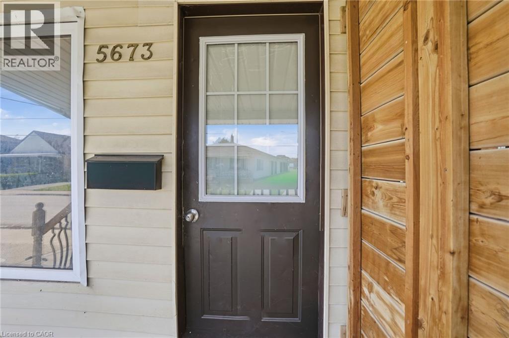 5671 Desson Avenue, Niagara Falls, Ontario  L2G 3T3 - Photo 5 - 40829125