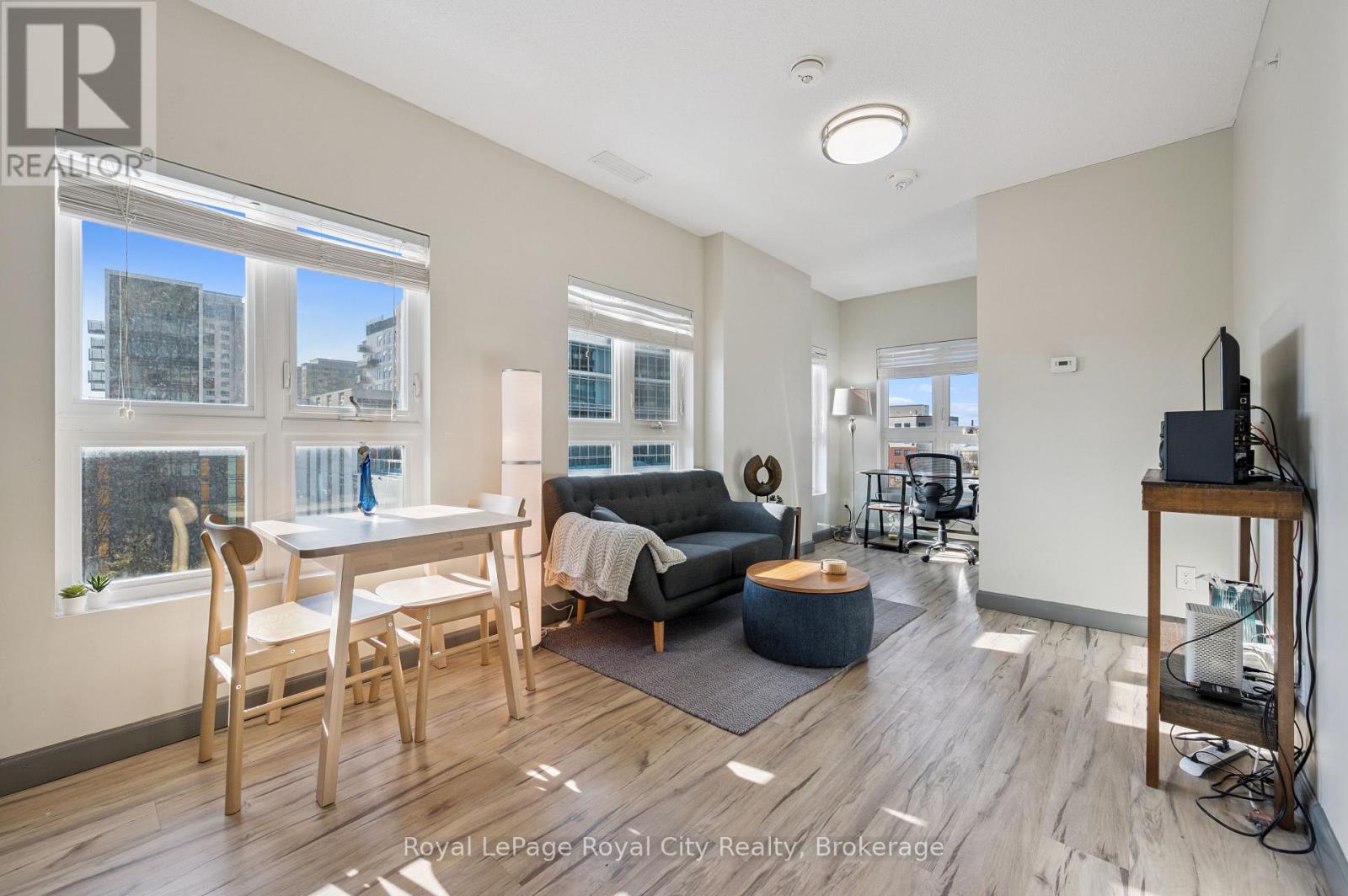 186 - 258a Sunview Street, Waterloo, Ontario  N2L 0H6 - Photo 3 - X13116284