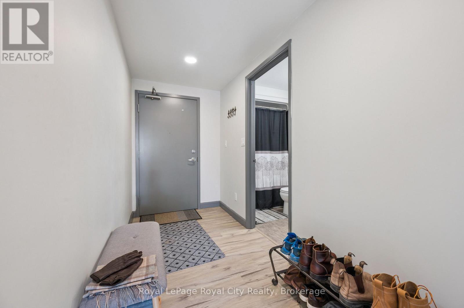186 - 258a Sunview Street, Waterloo, Ontario  N2L 0H6 - Photo 4 - X13116284