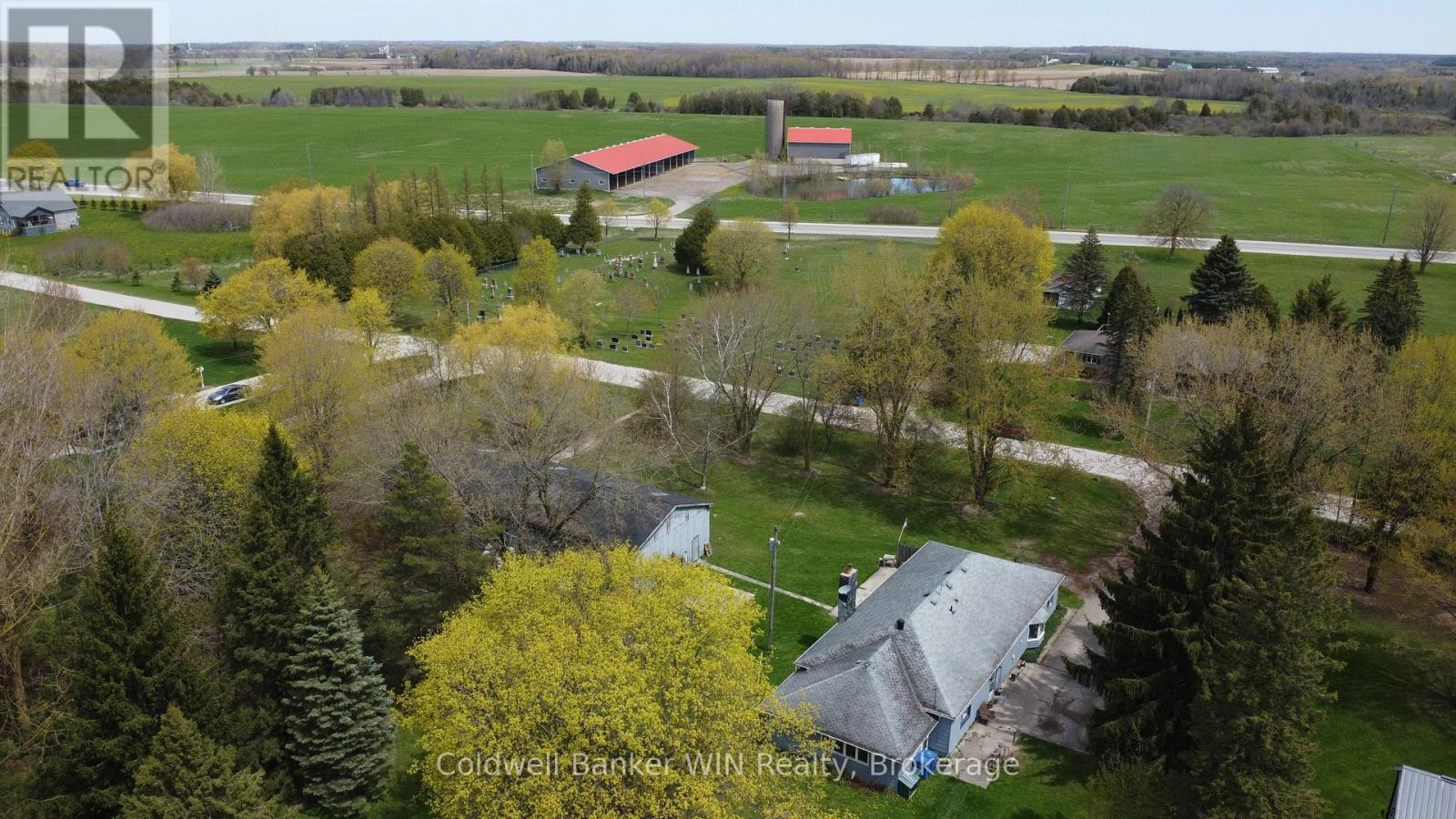 186 Mcfarlin Drive, West Grey, Ontario  N0G 2L0 - Photo 46 - X13116286