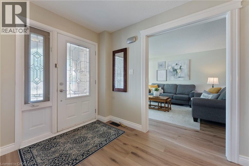 2251 Kirkburn Drive, Burlington, Ontario  L7P 4E8 - Photo 4 - 40829303