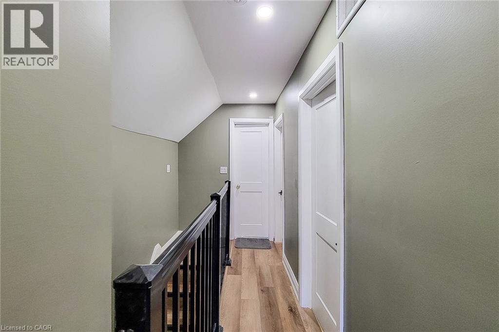 334 Gage Avenue N, Hamilton, Ontario  L8L 7A7 - Photo 10 - 40829284