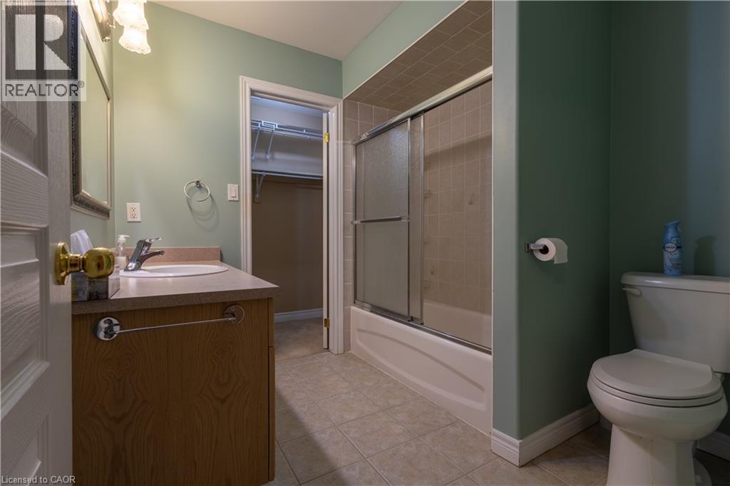 4066 Medland Drive, Burlington, Ontario  L7M 4Z6 - Photo 25 - 40828613