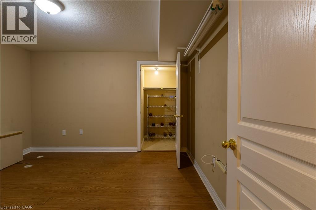 4066 Medland Drive, Burlington, Ontario  L7M 4Z6 - Photo 31 - 40828613