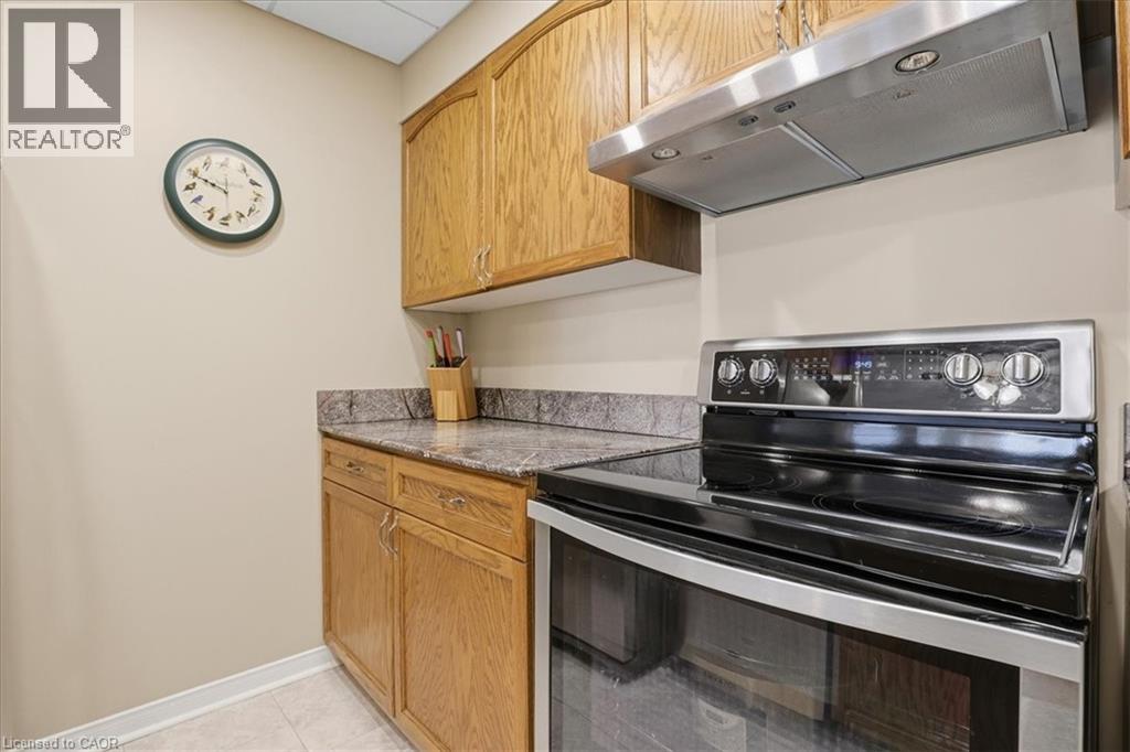 10 Ellen Street E Unit# 808, Kitchener, Ontario  N2H 6R8 - Photo 10 - 40829448