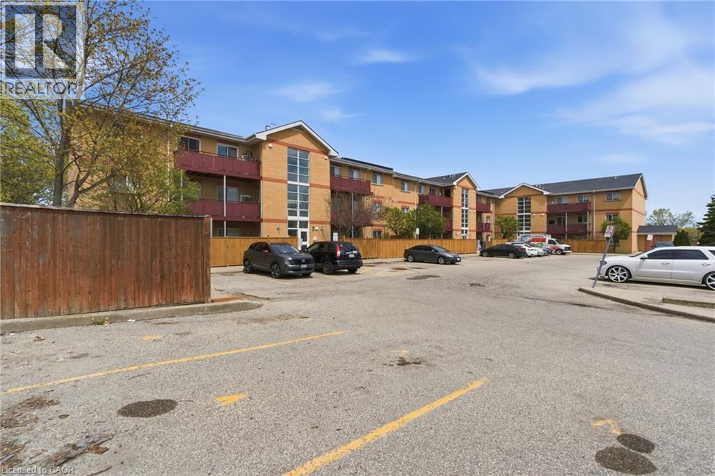 211 Forum Drive Unit# 302c, Mississauga, Ontario  L4Z 4C1 - Photo 3 - 40828521