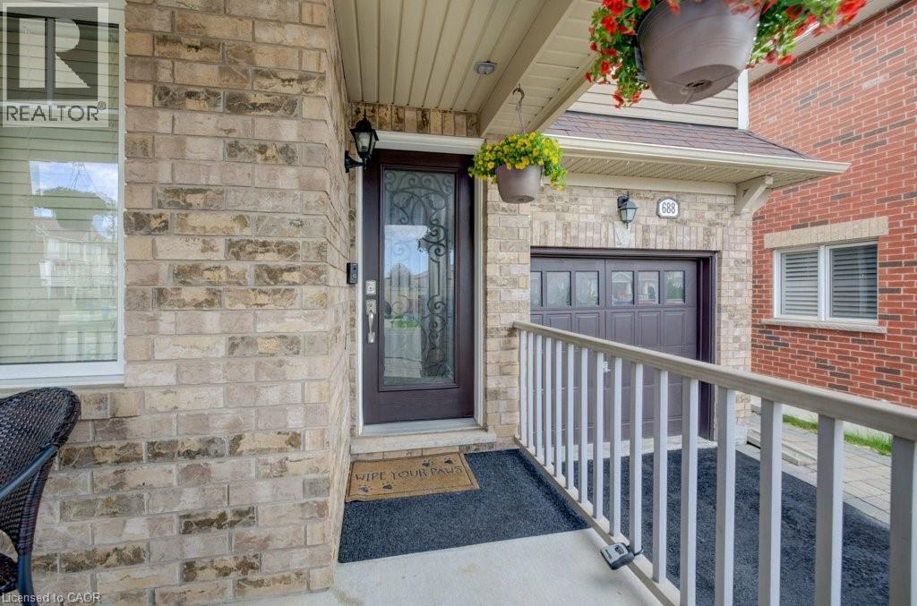 688 Hepburn Road, Milton, Ontario  L9T 0M5 - Photo 3 - 40829503