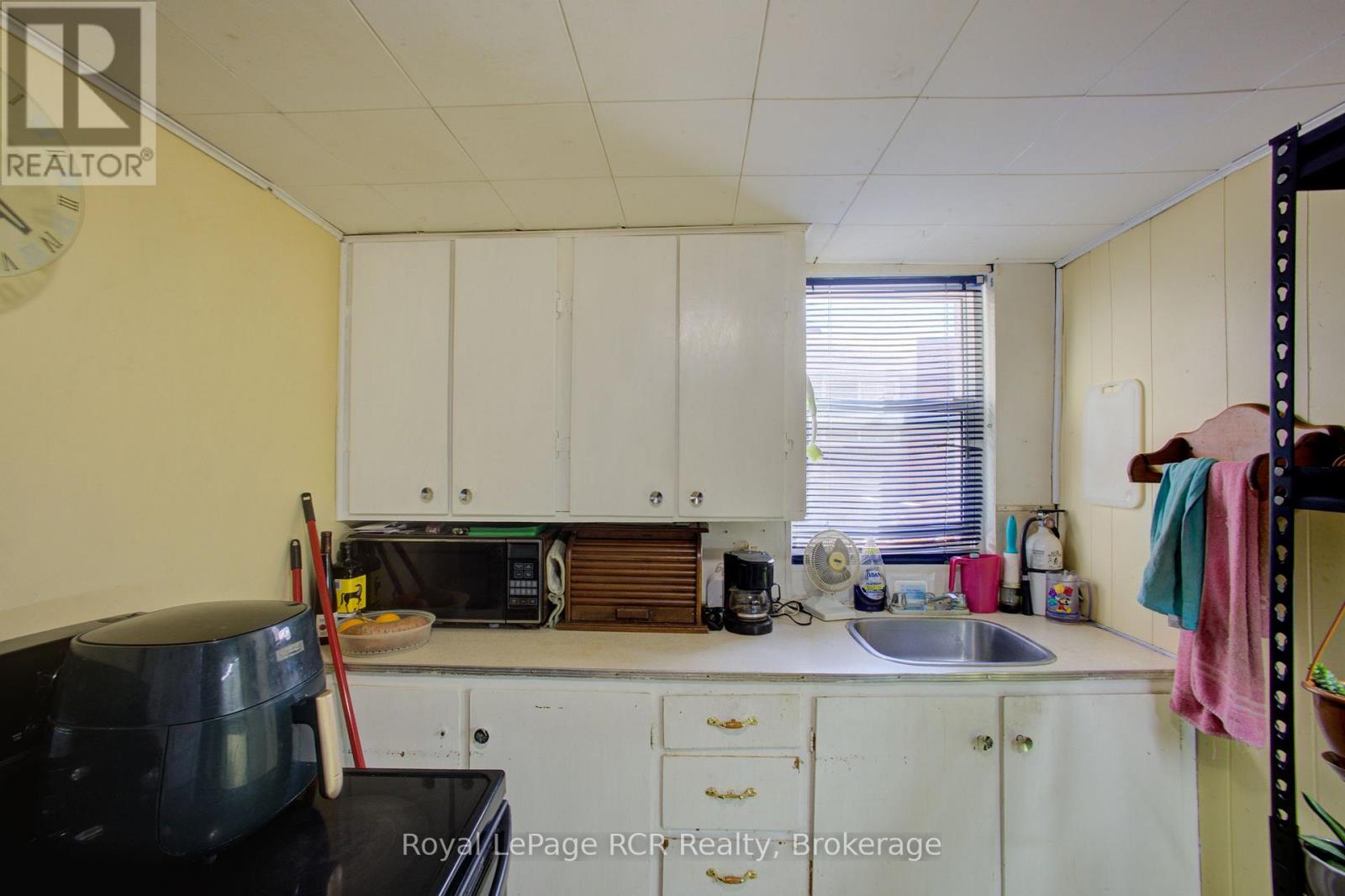 145 Frederick Street E, Wellington North, Ontario  N0G 1A0 - Photo 20 - X13116928