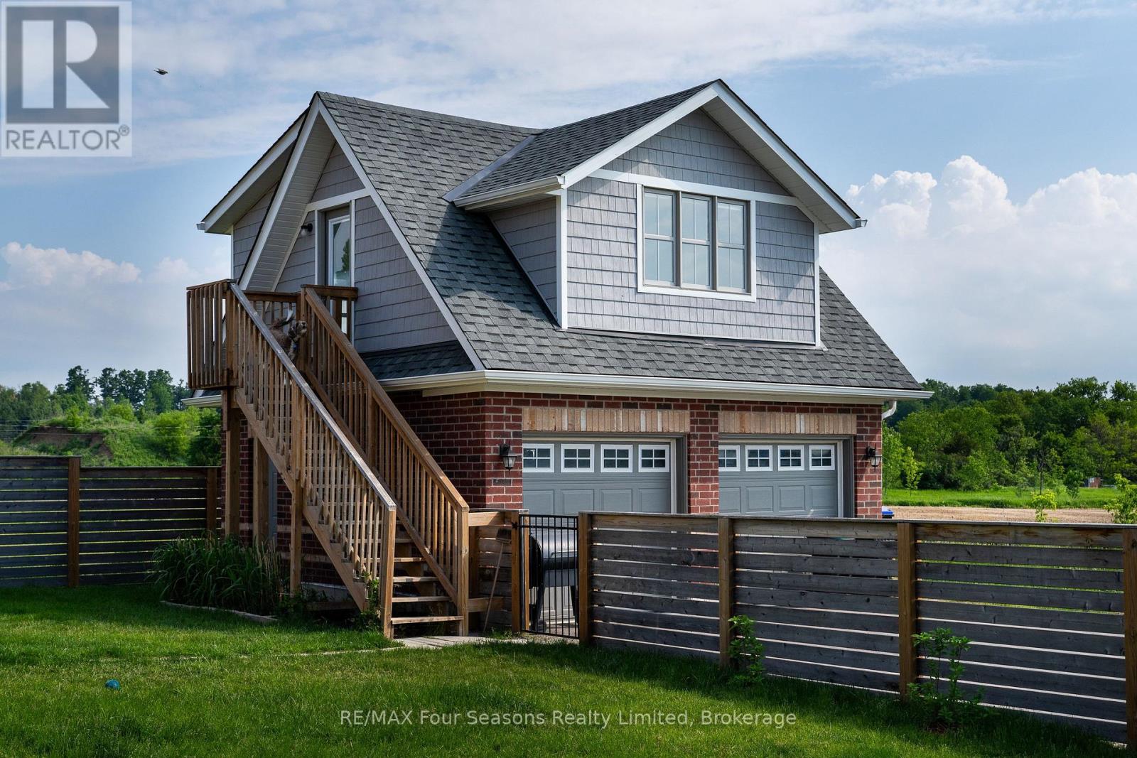 46 Francis Street E, Clearview, Ontario  L0M 1G0 - Photo 3 - S13117102
