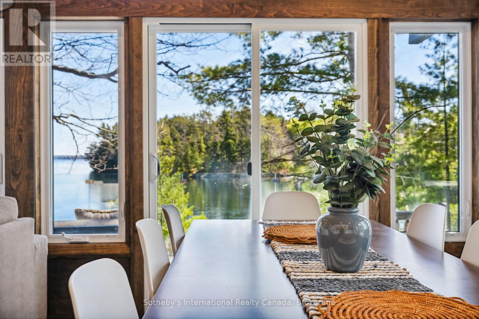 29 Beachgrove Island 33lm, Gravenhurst, Ontario  P1P 1R2 - Photo 15 - X13117108