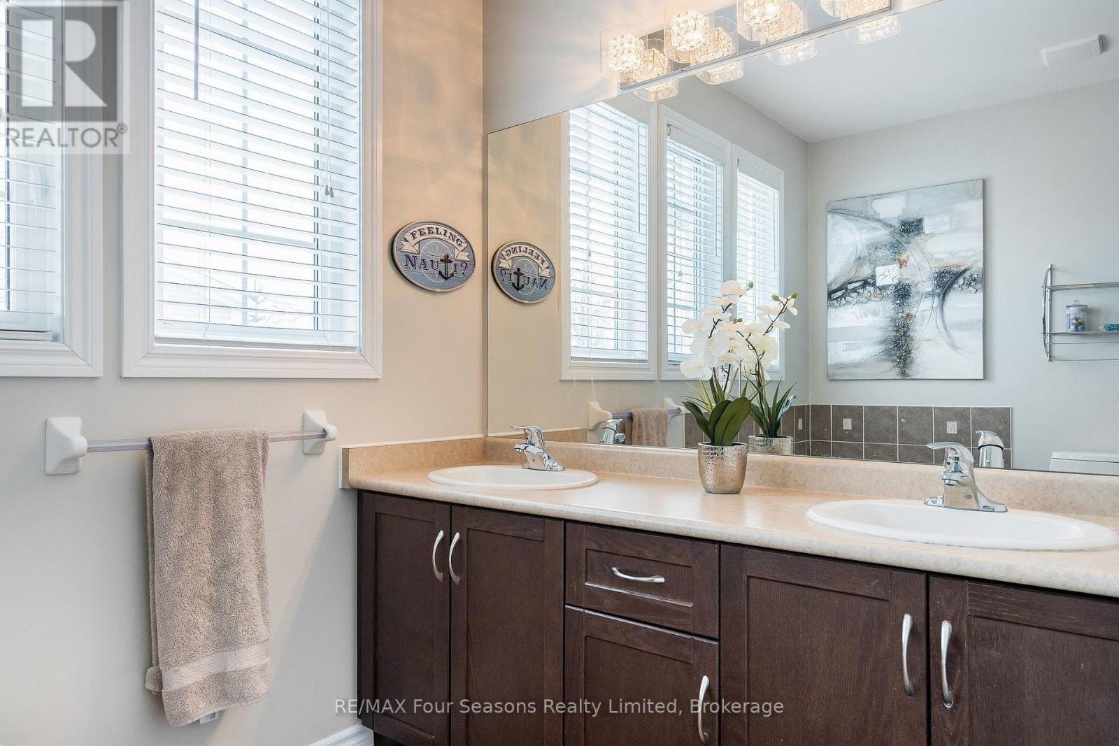 64 Waterview Road, Wasaga Beach, Ontario  L9Z 0E9 - Photo 13 - S13117286