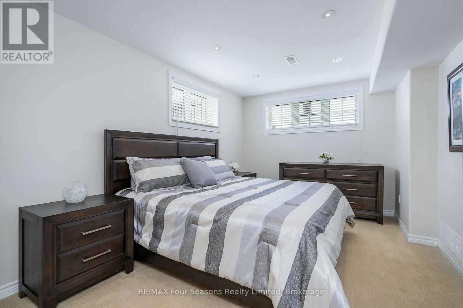 64 Waterview Road, Wasaga Beach, Ontario  L9Z 0E9 - Photo 16 - S13117286