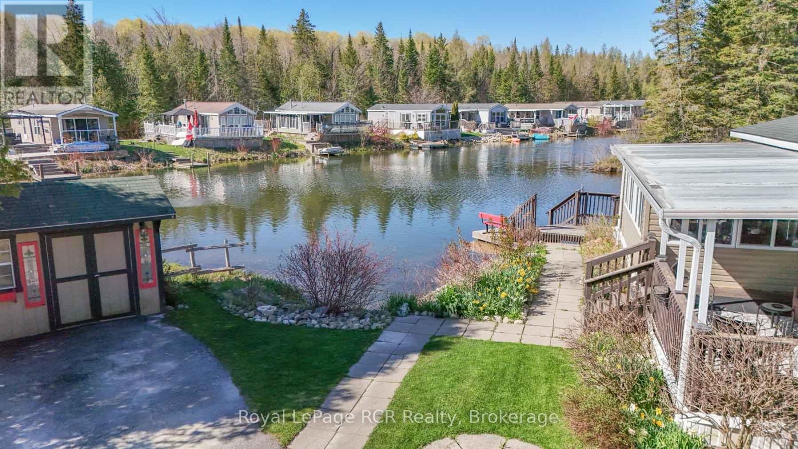 61 Lakeside Street, Wellington North, Ontario  N0G 2L0 - Photo 10 - X13117646
