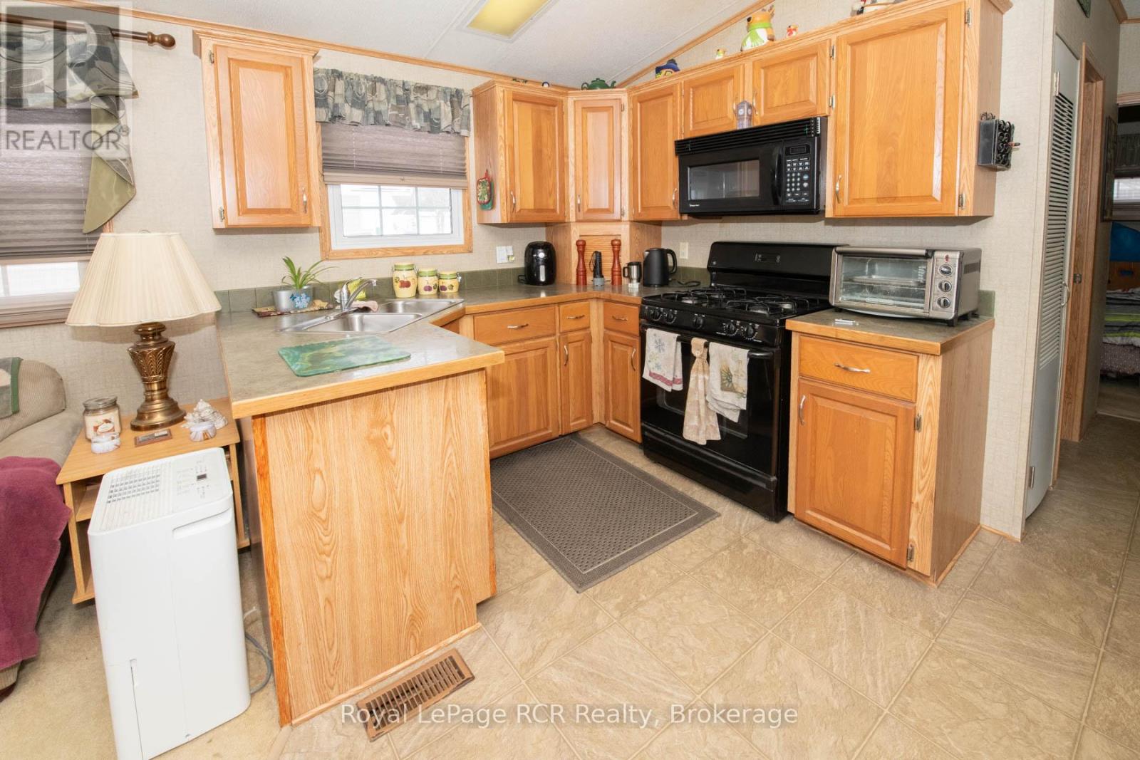 61 Lakeside Street, Wellington North, Ontario  N0G 2L0 - Photo 41 - X13117646