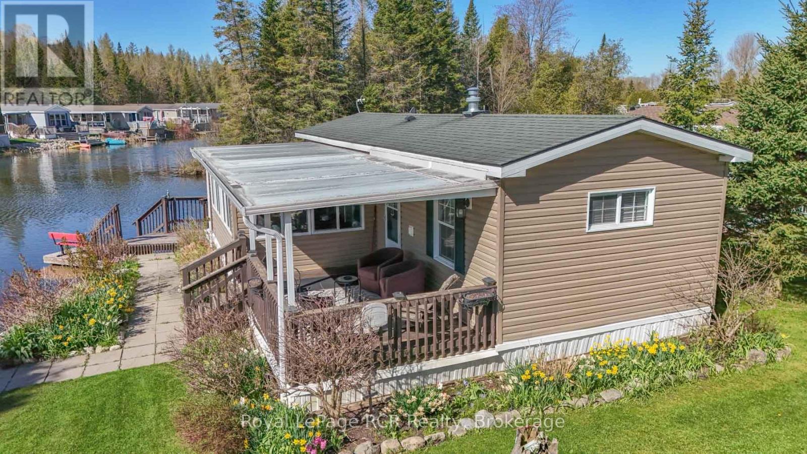 61 Lakeside Street, Wellington North, Ontario  N0G 2L0 - Photo 9 - X13117646
