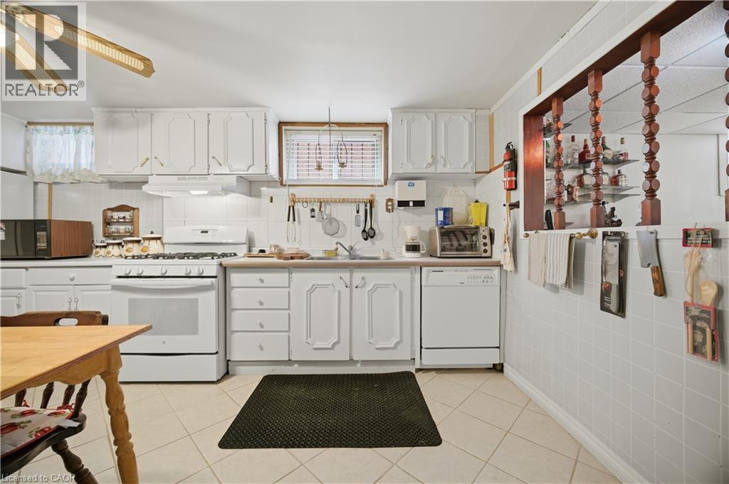 31 Summercrest Drive, Hamilton, Ontario  L8K 6G5 - Photo 34 - 40829478