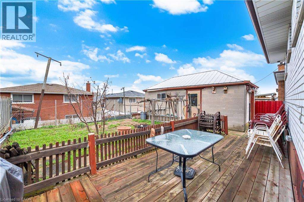 31 Summercrest Drive, Hamilton, Ontario  L8K 6G5 - Photo 48 - 40829478