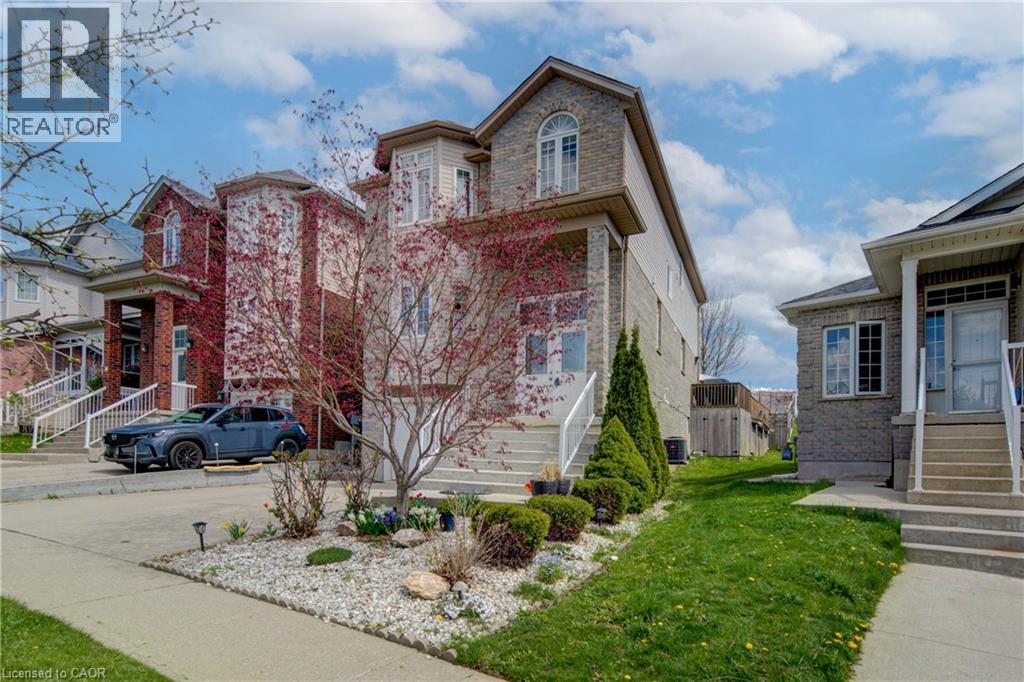 32 Lena Crescent, Cambridge, Ontario  N1R 8P4 - Photo 4 - 40828625