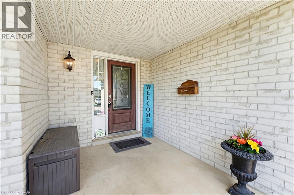 29 Watson Crescent, Ayr, Ontario  N0B 1E0 - Photo 3 - 40823825