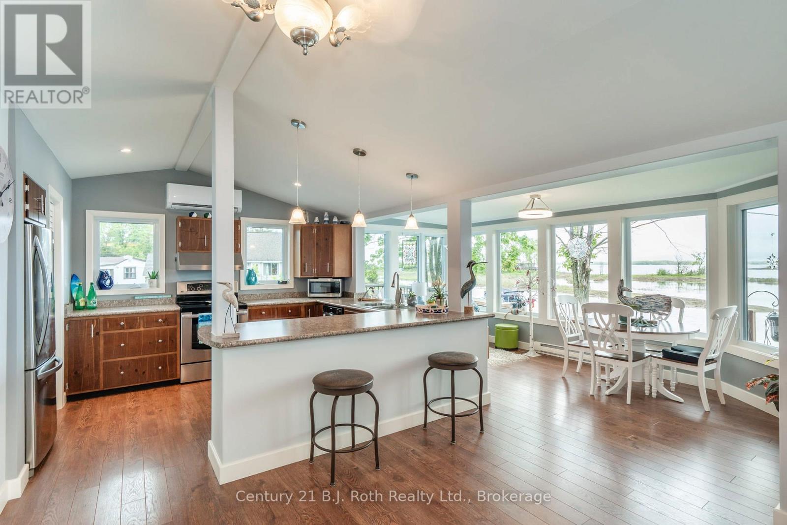 24 Wilcox Road, Tay, Ontario  L0K 2C0 - Photo 13 - S13117814