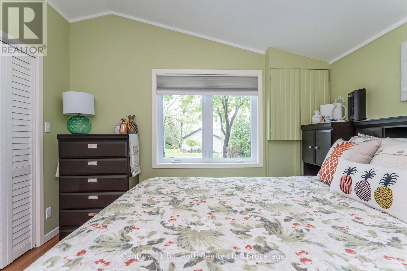24 Wilcox Road, Tay, Ontario  L0K 2C0 - Photo 21 - S13117814