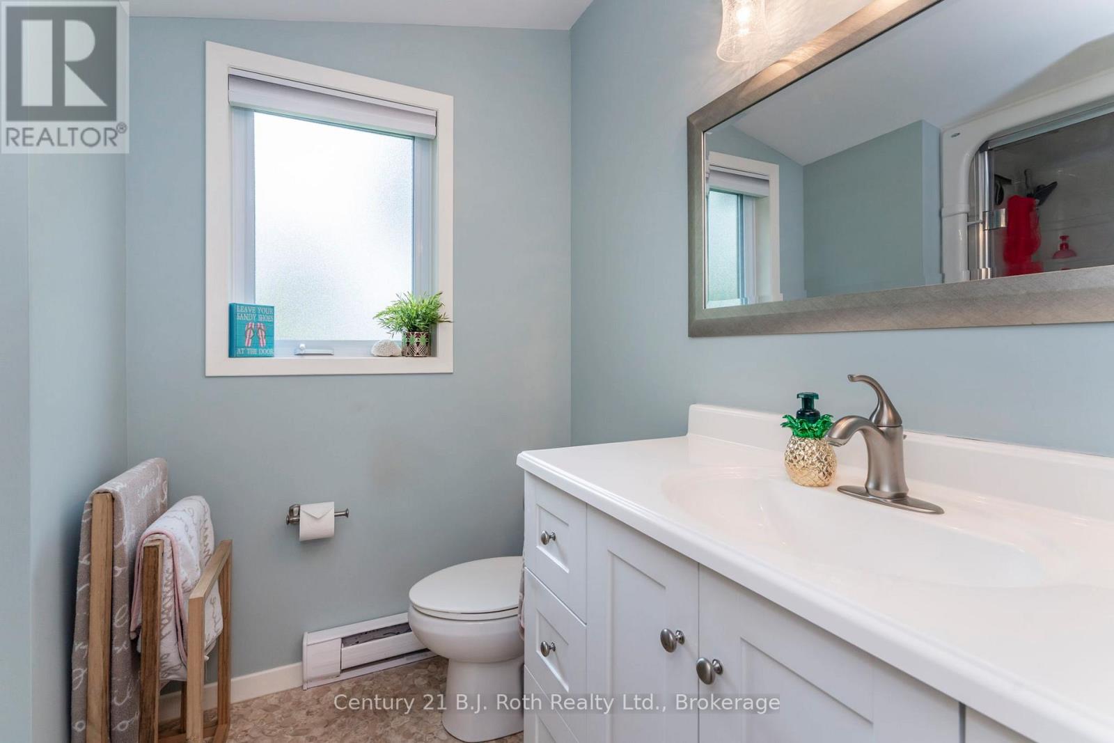 24 Wilcox Road, Tay, Ontario  L0K 2C0 - Photo 22 - S13117814