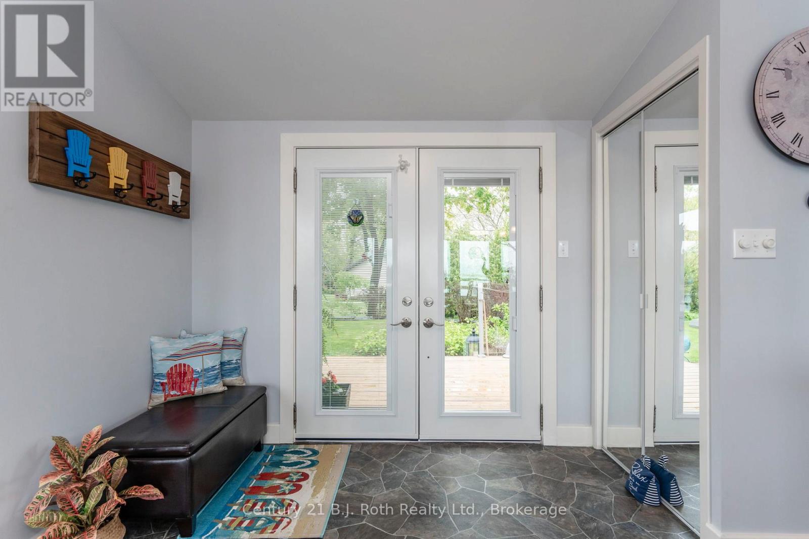 24 Wilcox Road, Tay, Ontario  L0K 2C0 - Photo 4 - S13117814