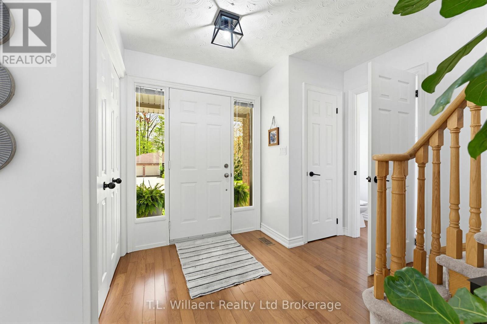 10 Woodside Drive, Tillsonburg, Ontario  N4G 5P9 - Photo 6 - X13118278