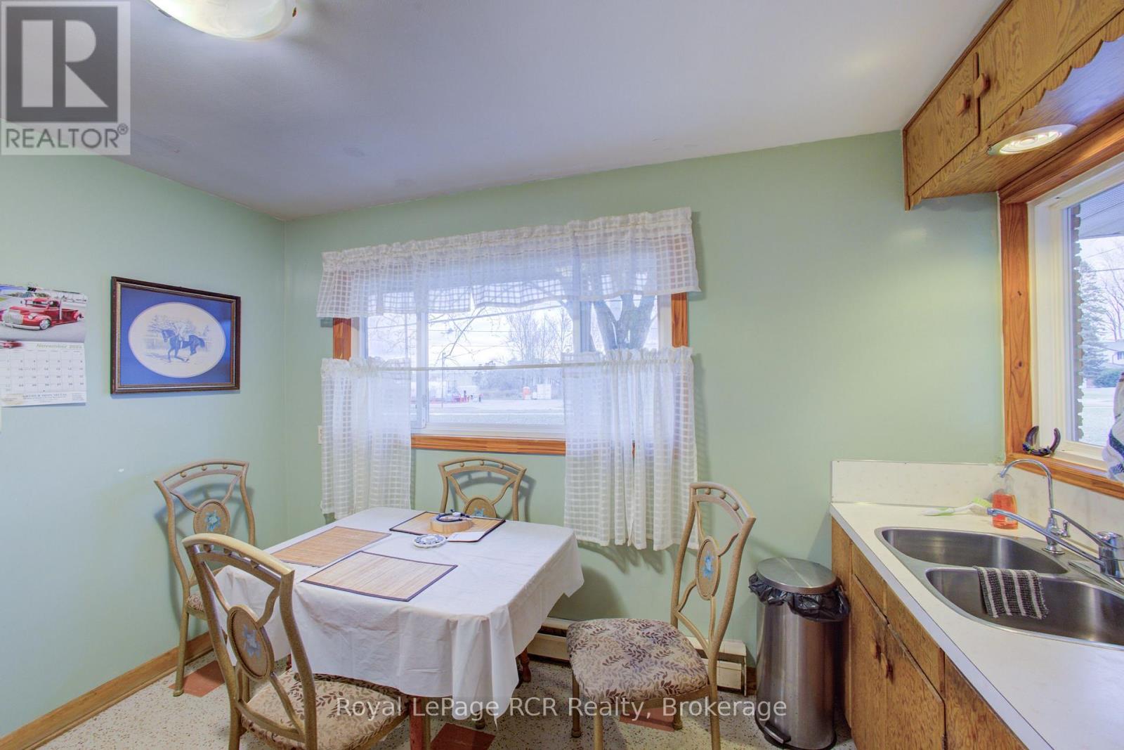 441 Smith Street, Wellington North, Ontario  N0G 1A0 - Photo 13 - X13118580