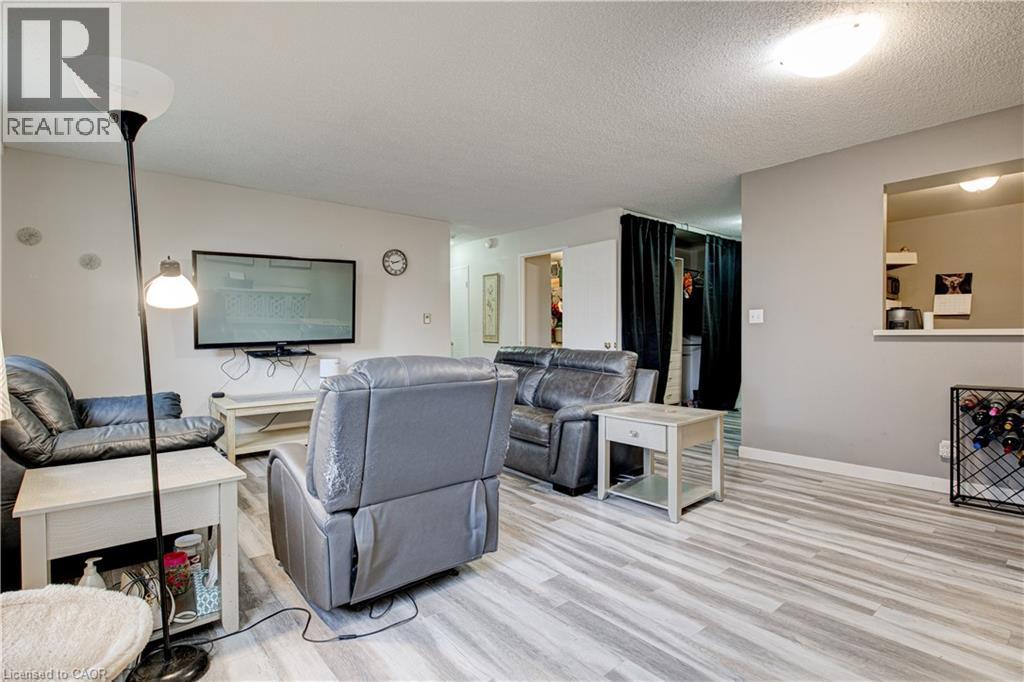 18 Holborn Court Unit# 104, Kitchener, Ontario  N2A 4A1 - Photo 10 - 40828984