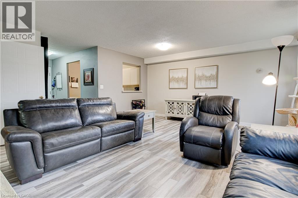 18 Holborn Court Unit# 104, Kitchener, Ontario  N2A 4A1 - Photo 11 - 40828984