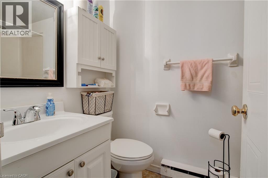 18 Holborn Court Unit# 104, Kitchener, Ontario  N2A 4A1 - Photo 17 - 40828984
