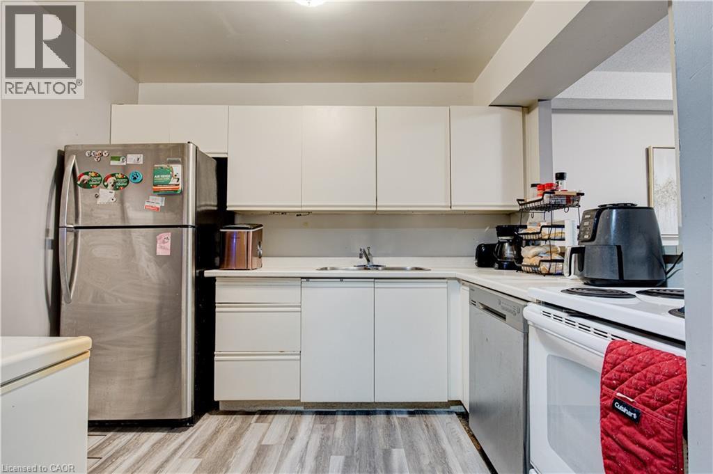 18 Holborn Court Unit# 104, Kitchener, Ontario  N2A 4A1 - Photo 4 - 40828984