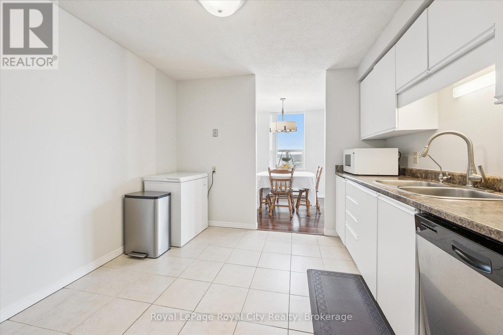 1410 - 35 Green Valley Drive, Kitchener, Ontario  N2P 2A5 - Photo 12 - X13119548