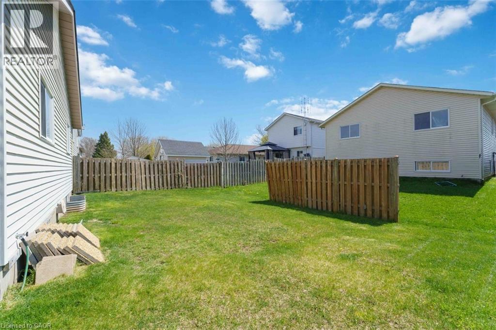 41 Eastwood Drive, Welland, Ontario  L3C 6W1 - Photo 4 - 40829752