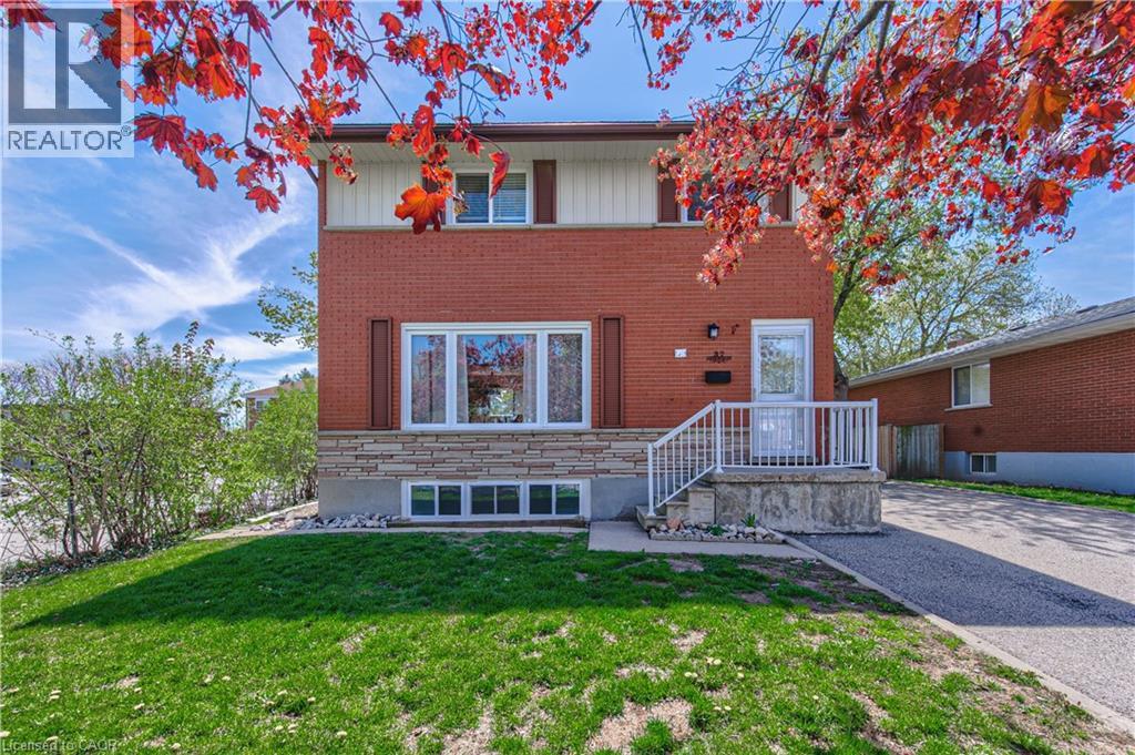 37 Gottscheer Court, Kitchener, Ontario  N2M 3L3 - Photo 2 - 40828878