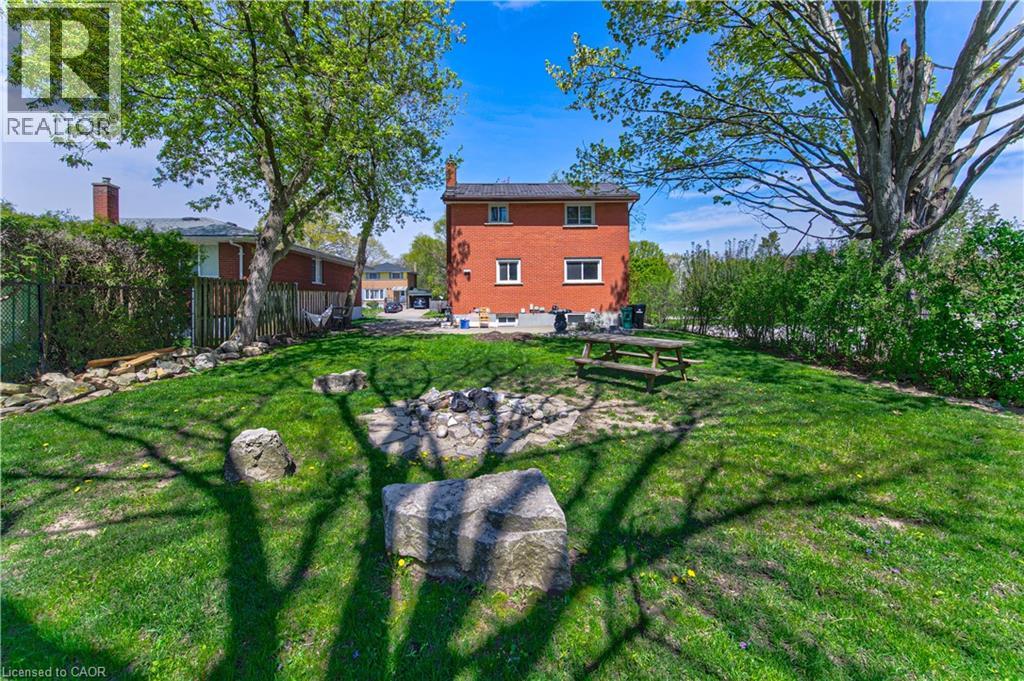 37 Gottscheer Court, Kitchener, Ontario  N2M 3L3 - Photo 30 - 40828878