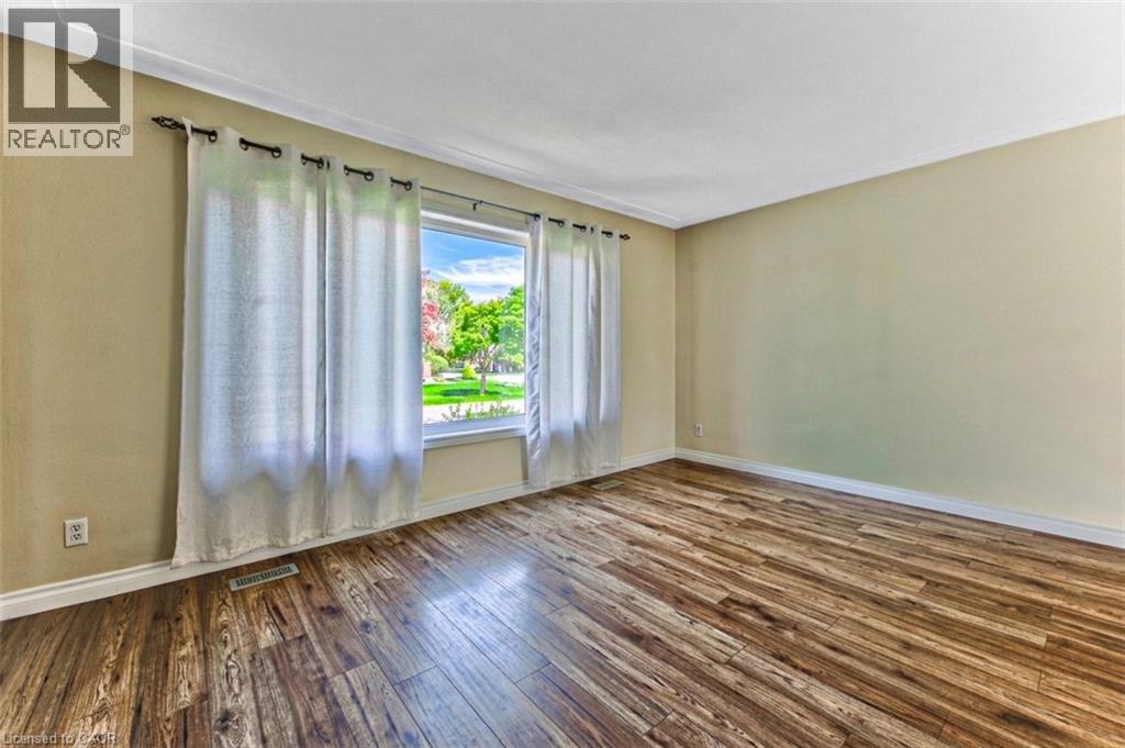 37 Gottscheer Court, Kitchener, Ontario  N2M 3L3 - Photo 8 - 40828878