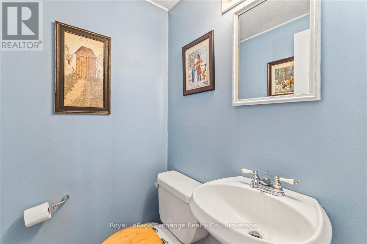 27 Inverlyn Crescent S, Kincardine, Ontario  N2Z 1L3 - Photo 11 - X13120424