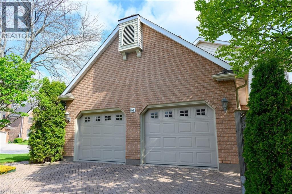 1 Captain Tenbrock Terrace, St. Catharines, Ontario  L2W 1B2 - Photo 3 - 40828140