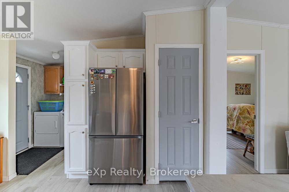 114 Rosewood Drive, Georgian Bluffs, Ontario  N4K 5N5 - Photo 11 - X13120626