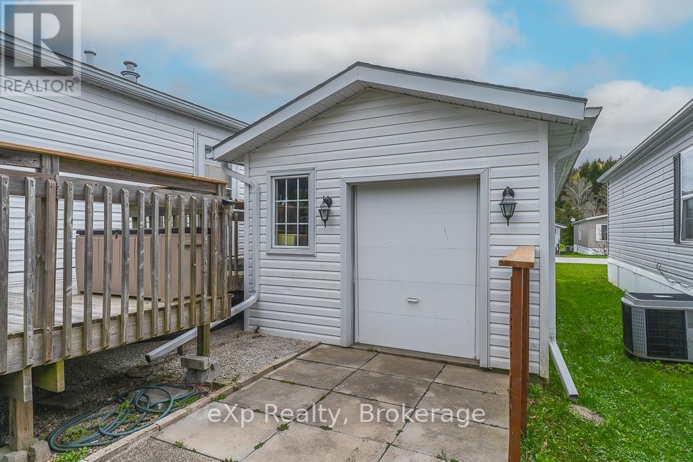 114 Rosewood Drive, Georgian Bluffs, Ontario  N4K 5N5 - Photo 34 - X13120626