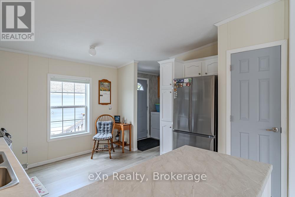 114 Rosewood Drive, Georgian Bluffs, Ontario  N4K 5N5 - Photo 7 - X13120626